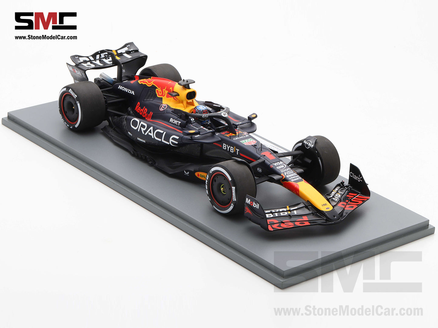 [Pre-Order] Red Bull F1 RB20 #1 Max Verstappen Las Vegas GP 2024 World Champion Spark 1:18 18S666