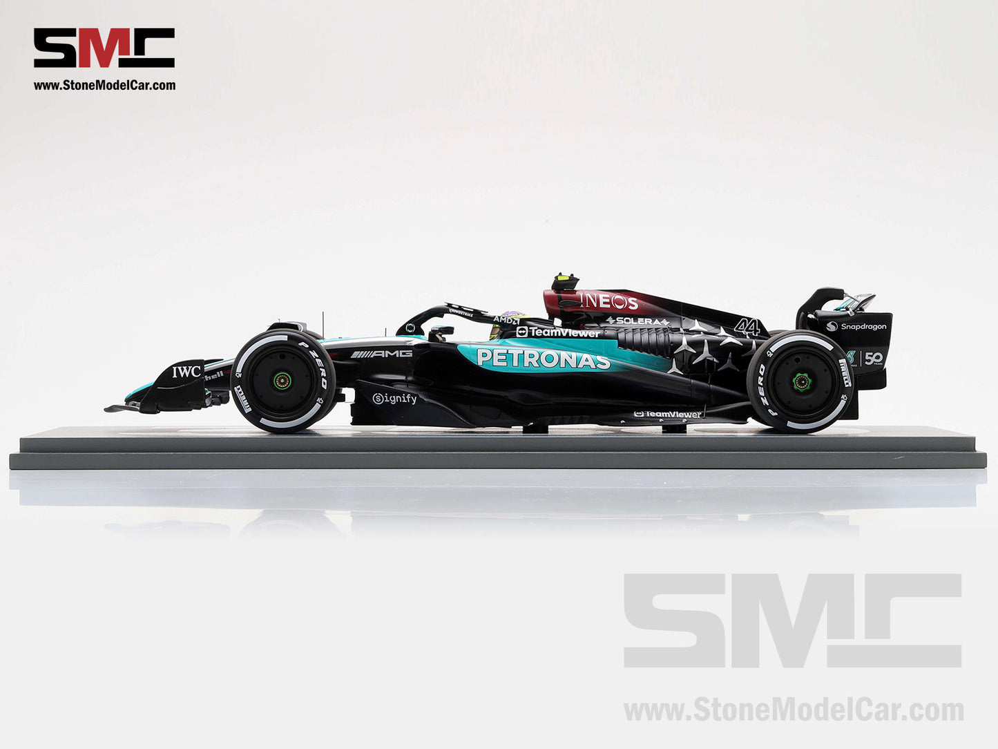 [Pre-Order] Mercedes F1 W15 #44 7x World Champion Lewis Hamilton Singapore GP 2024 350th Race 1:18 Spark 18S667