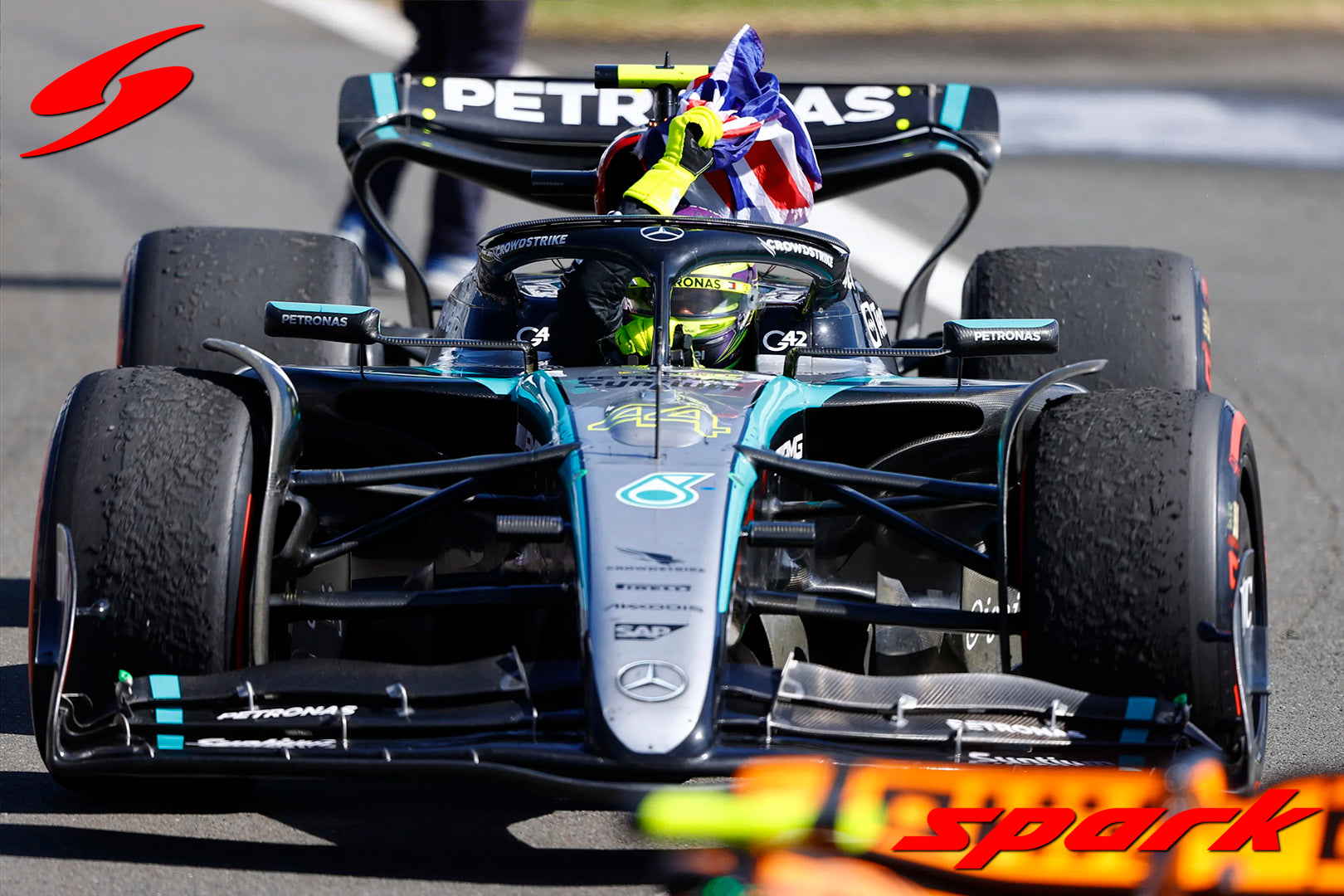 [Pre-Order] Mercedes F1 W15 #44 Lewis Hamilton British GP 2024 Winner