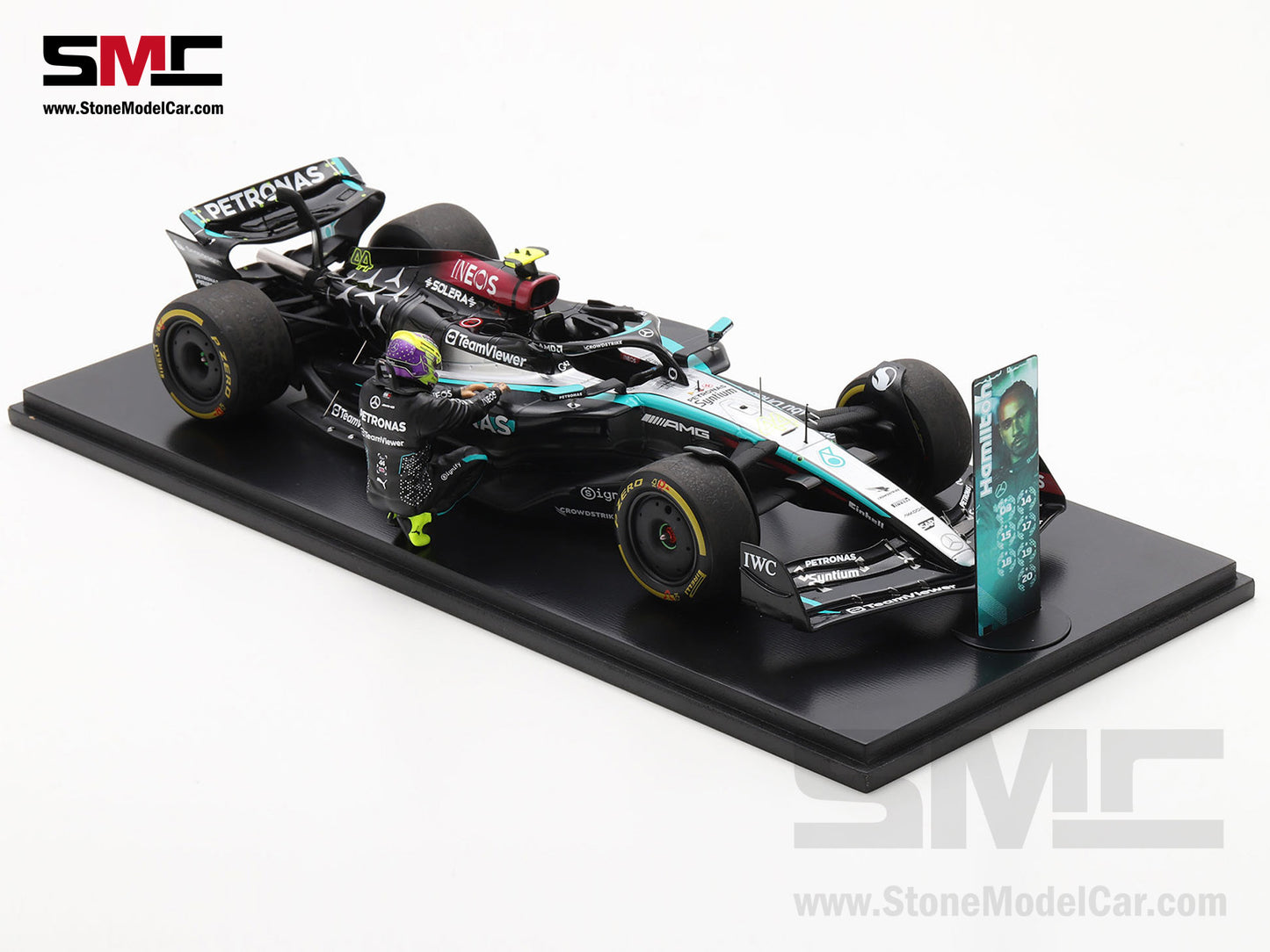[Pre-Order] Mercedes F1 W15 #44 7x World Champion Lewis Hamilton Abu Dhabi GP 2024  1:18 Spark Figure Special Edition
