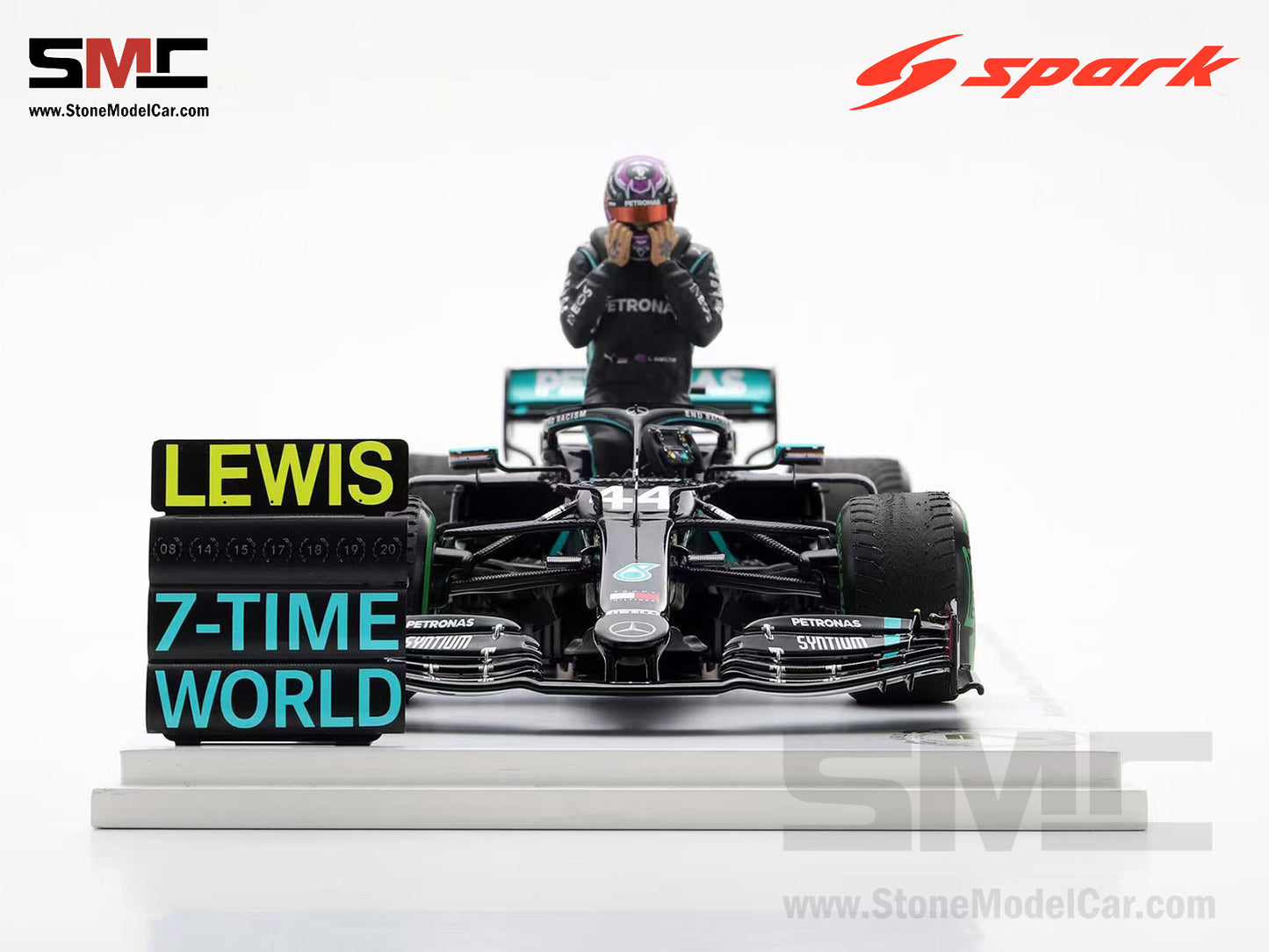 [Pre-Order] Mercedes F1 W11 #44 Lewis Hamilton Turkey GP 2020 7x World Champion 1:18 Spark Figure Edition