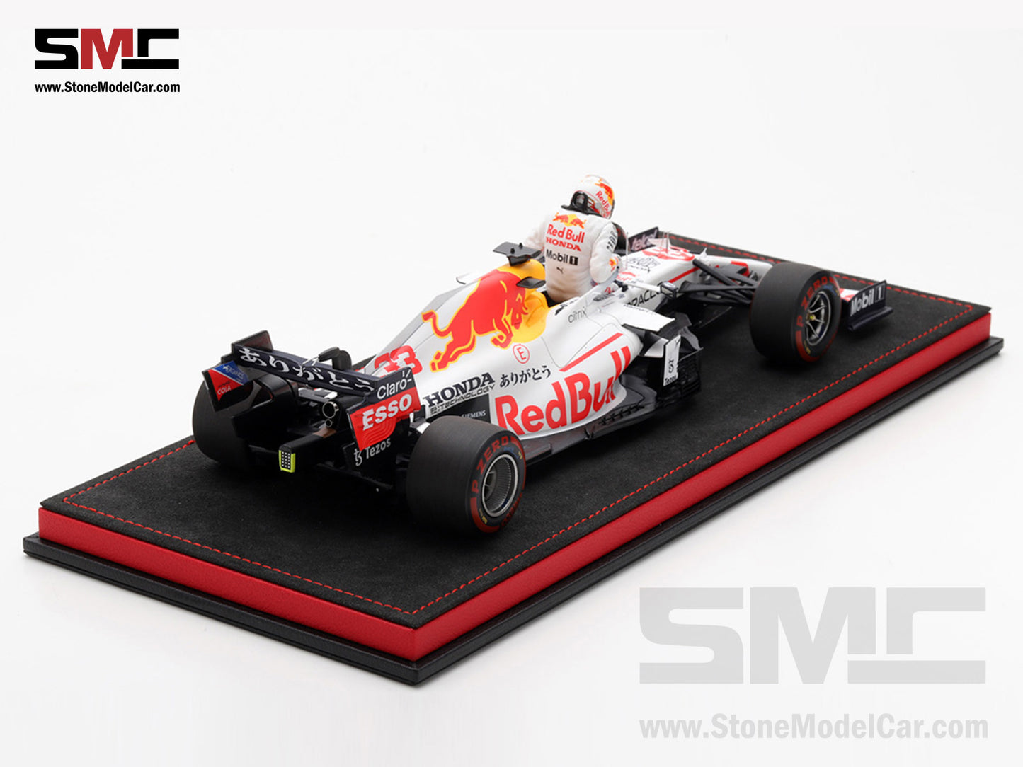 [Pre-Order] Red Bull F1 RB16B #33 Max Verstappen 2021 World Champion Turkish GP Special Livery 1:18 Spark Figure Special
