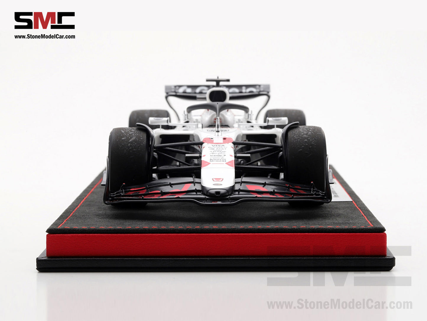 [Pre-Order] Red Bull F1 RB21 #1 Max Verstappen Japanese GP Winner 2025 1:18 Spark Figure Edition