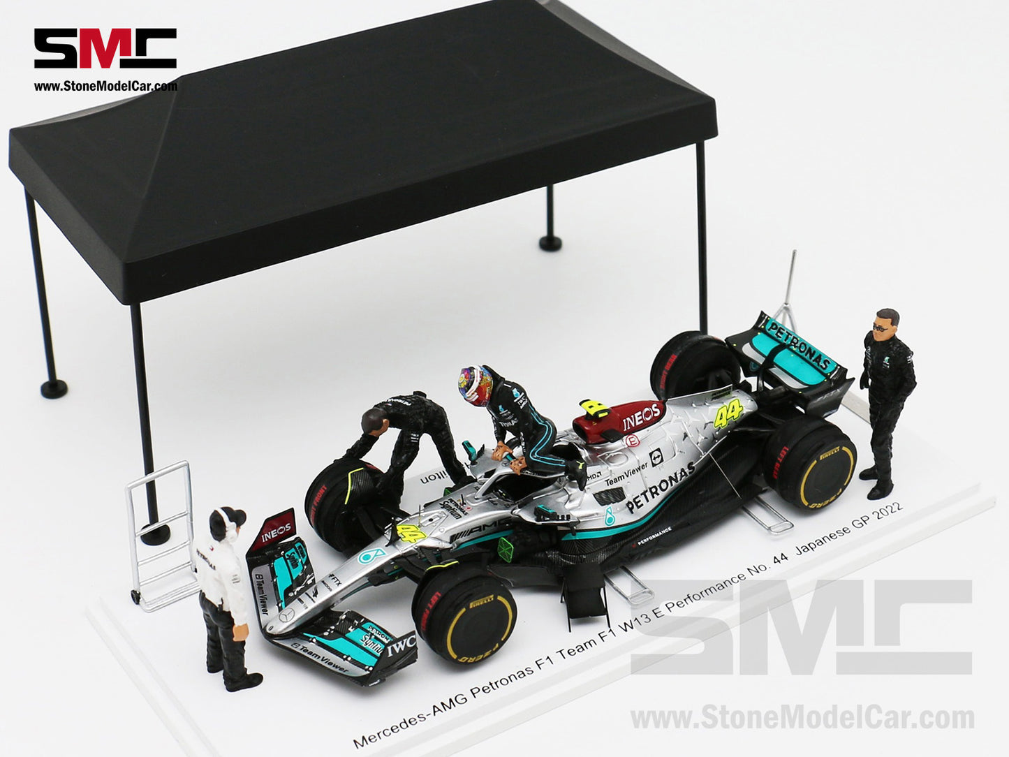 Mercedes F1 W13 #44 Lewis Hamilton Japanese GP Start Race 2022 7x World Champion 1:43 Spark