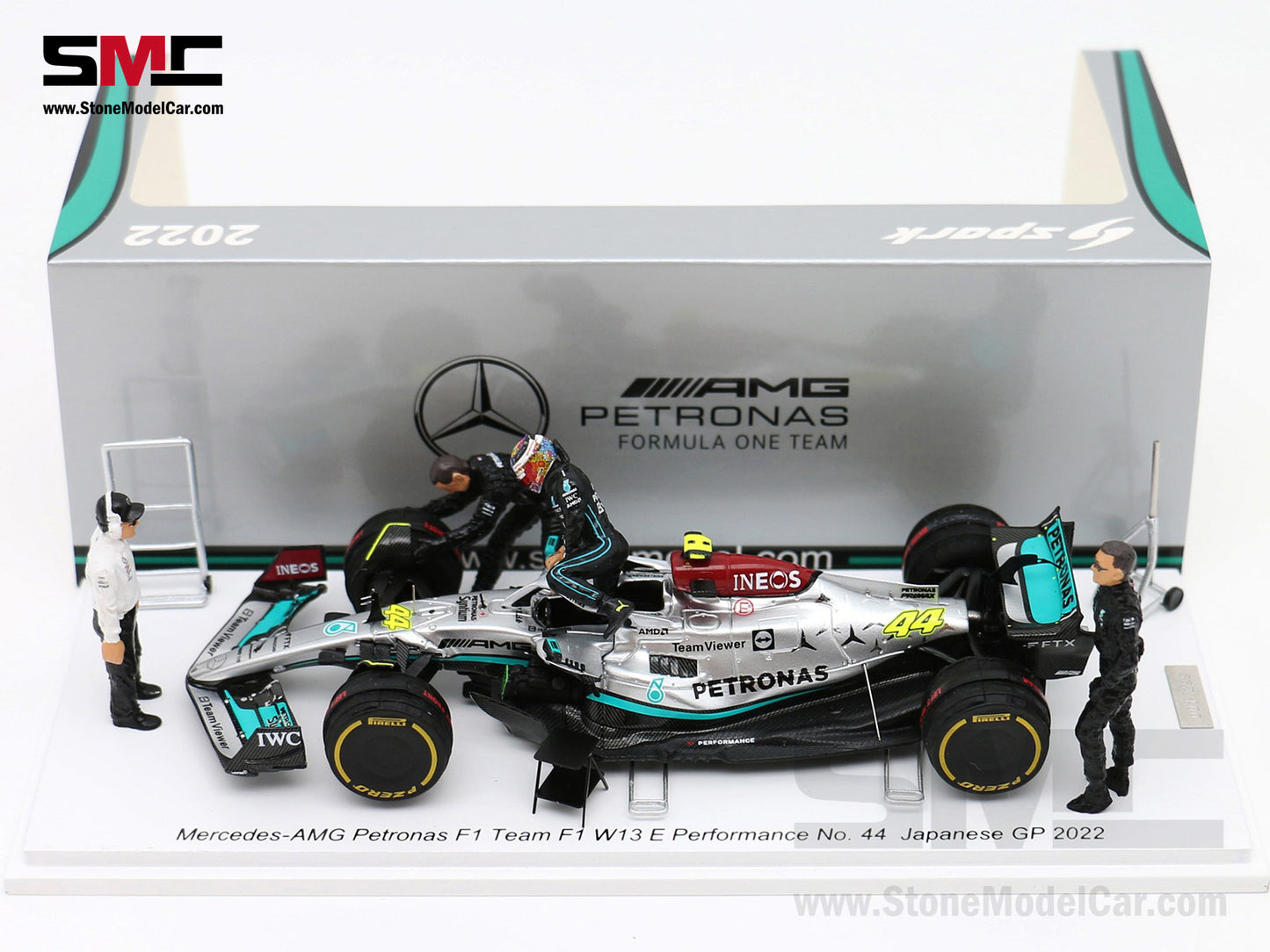 Mercedes F1 W13 #44 Lewis Hamilton Japanese GP Start Race 2022 7x World Champion 1:43 Spark