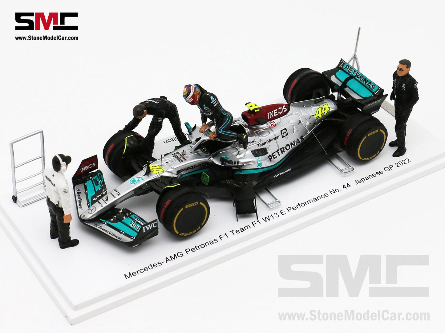 Mercedes F1 W13 #44 Lewis Hamilton Japanese GP Start Race 2022 7x World Champion 1:43 Spark
