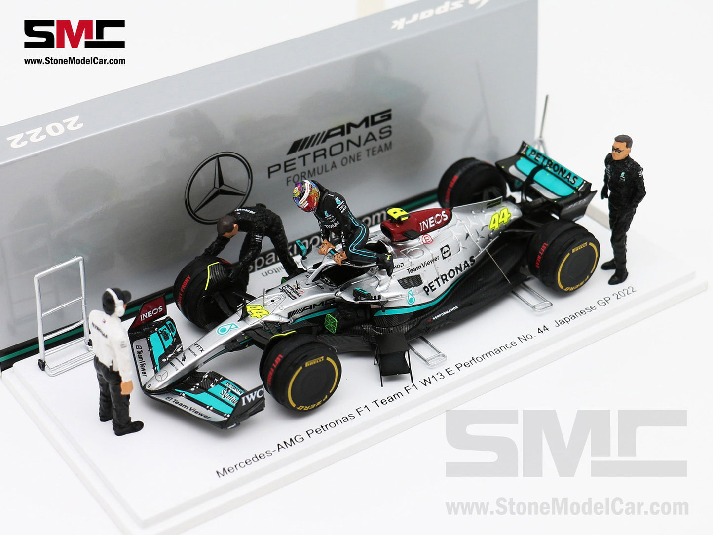 Mercedes F1 W13 #44 Lewis Hamilton Japanese GP Start Race 2022 7x World Champion 1:43 Spark