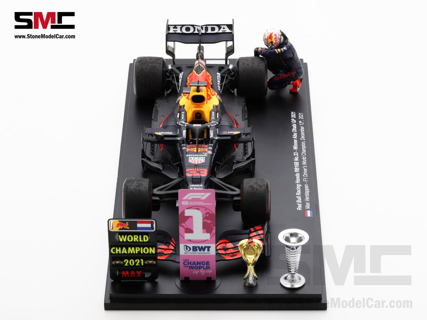[Pre-Order] 2021 F1 World Champion #33 Max Verstappen Red Bull RB16B Abu Dhabi GP 1:18 Spark Figure