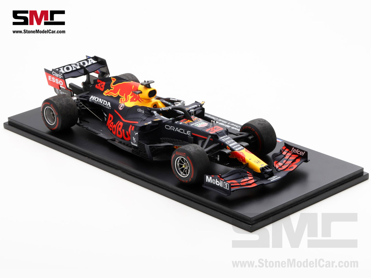 [Pre-Order] 2021 F1 World Champion #33 Max Verstappen Red Bull RB16B Abu Dhabi GP 1:18 Spark Figure