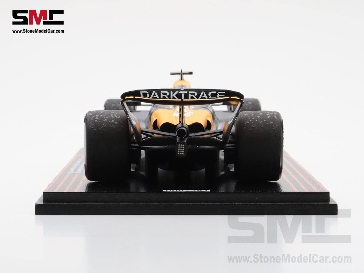 [Pre-Order] McLaren F1 MCL38 #81 Oscar Piastri Azerbaijan GP Winner 2024 2nd Career Win 1:18 Spark Figure Special