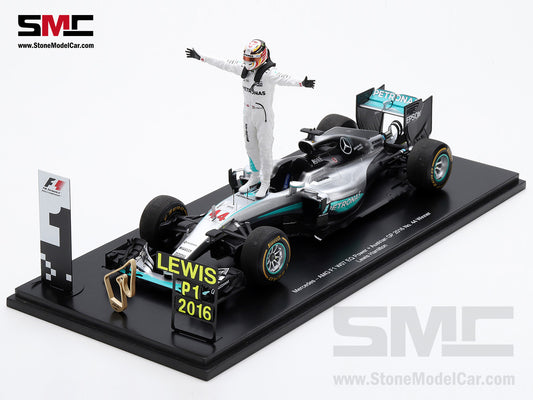 [Pre-Order] Mercedes F1 W07 #44 Lewis Hamilton Austrian GP 2016 Winner 7x World Champion 1:18 Spark Figure Edition