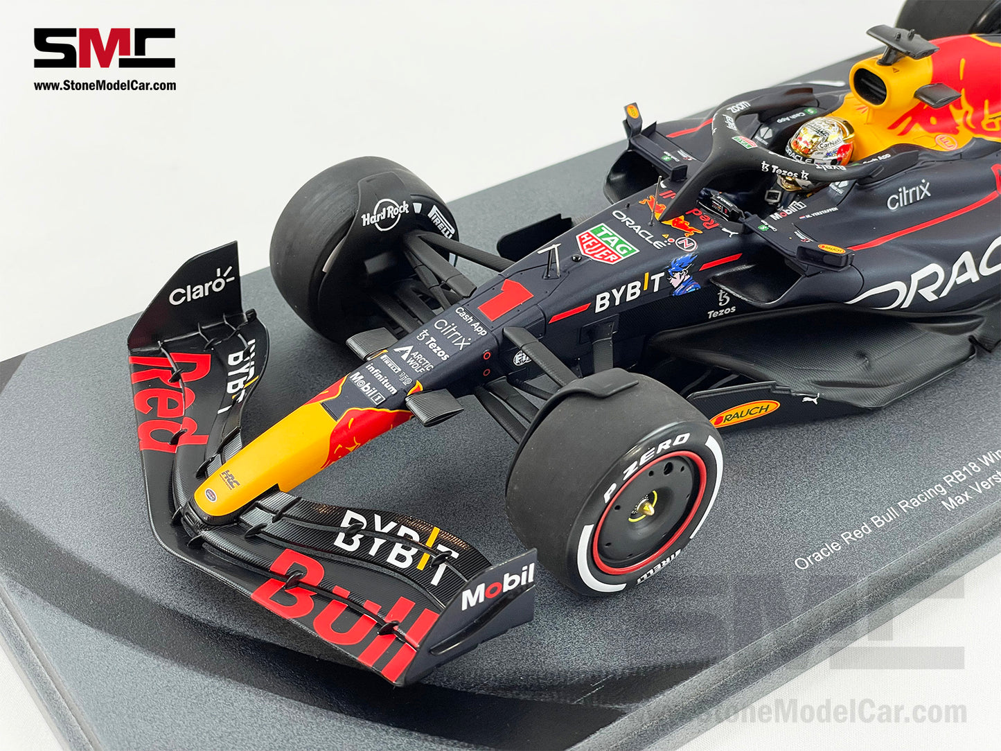 Red Bull F1 RB18 #1 Max Verstappen Abu Dhabi GP 2022 World Champion 1:18 Spark
