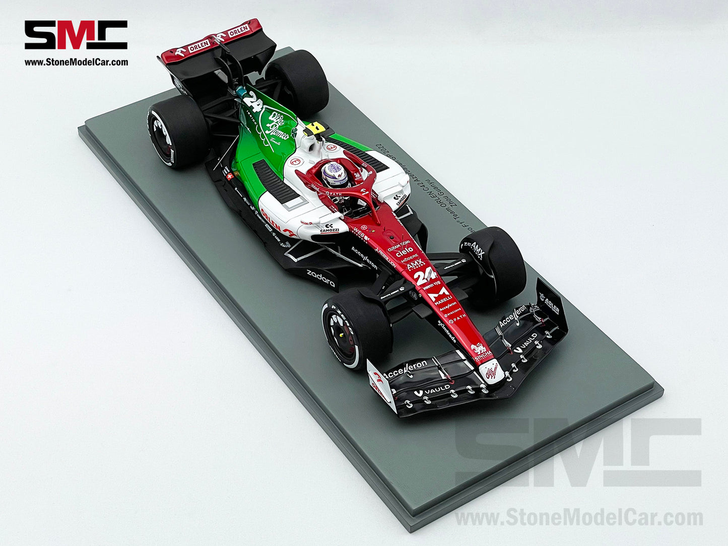 Alfa Romeo Sauber F1 C42 #24 Zhou Guanyu Azerbaijan GP 2022 1:18 Spark 18S767