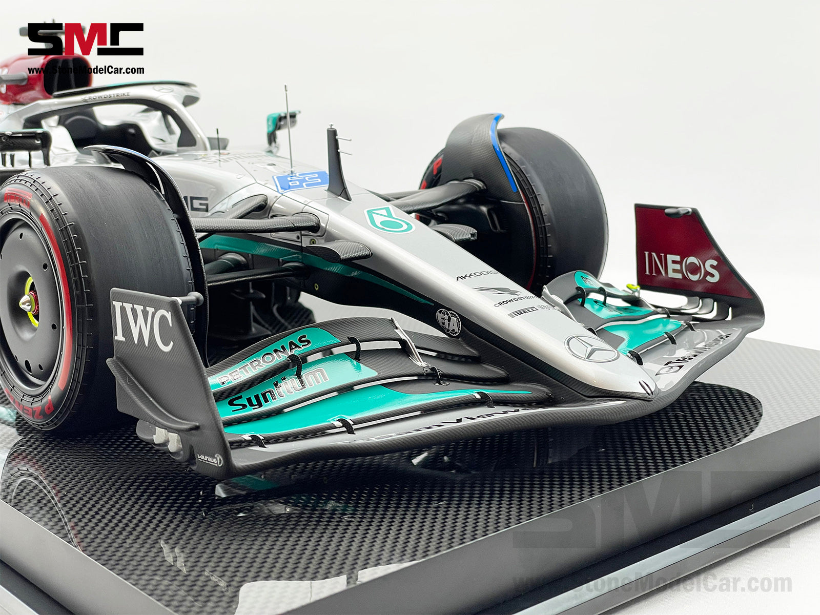 Mercedes F1 W13 1:8 Scale