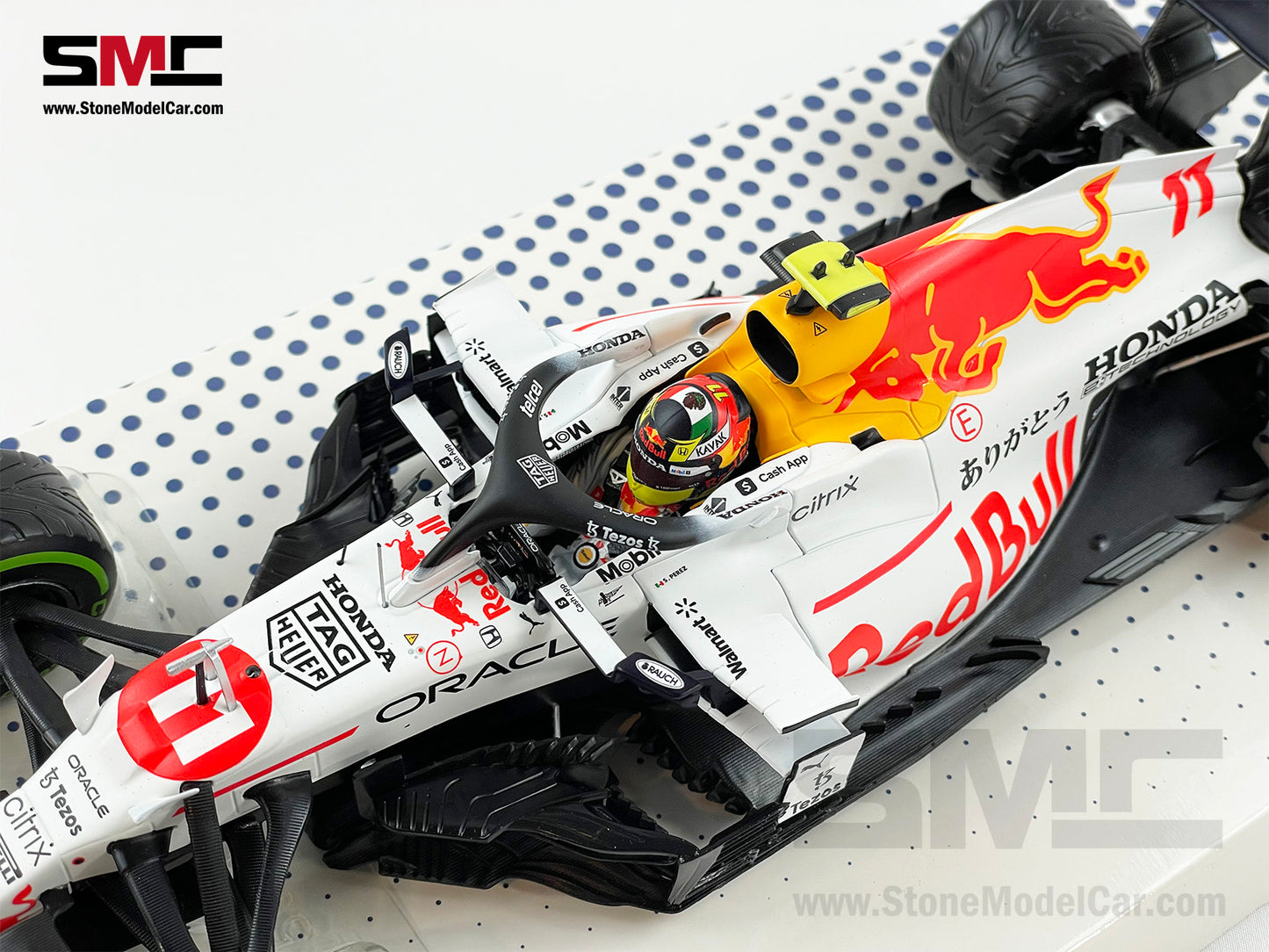Red Bull F1 RB16B #11 Sergio Perez Turkish 2021 Special Livery 1:18 Minichamps Gift Box