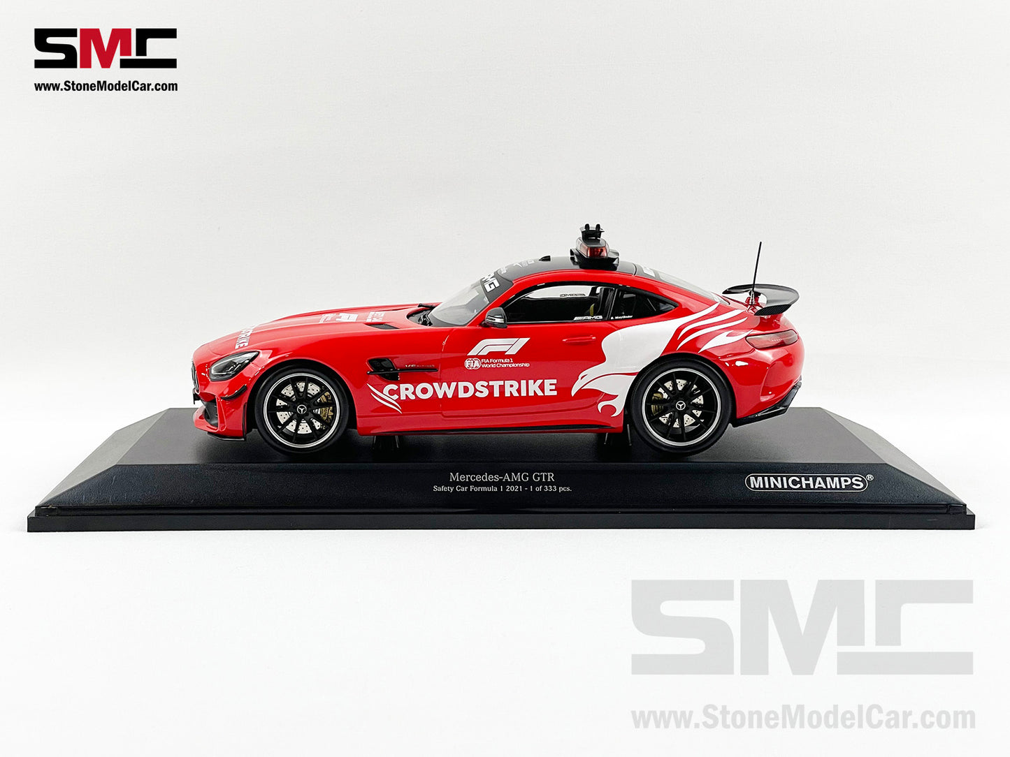 Formula One 1:18 Minichamps Mercedes-Benz AMG GT-R F1 Safety Car 2021 153036097