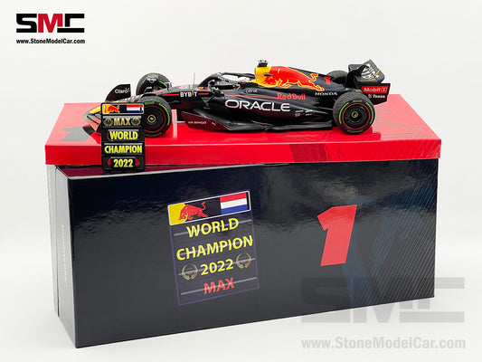 #1 Max Verstappen 2022 World Champion Red Bull F1 RB18 Japan GP 1:18 MINICHAMPS Gift Box