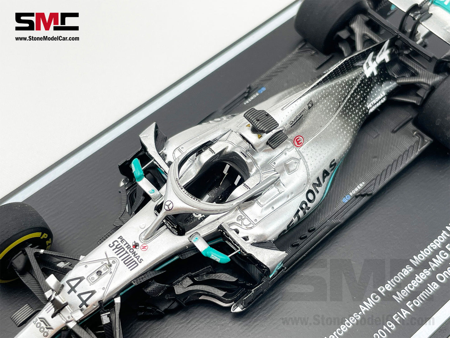 Mercedes F1 W10 #44 Lewis Hamilton Chinese GP 2019 6x World Champion 1:43 Spark Figure