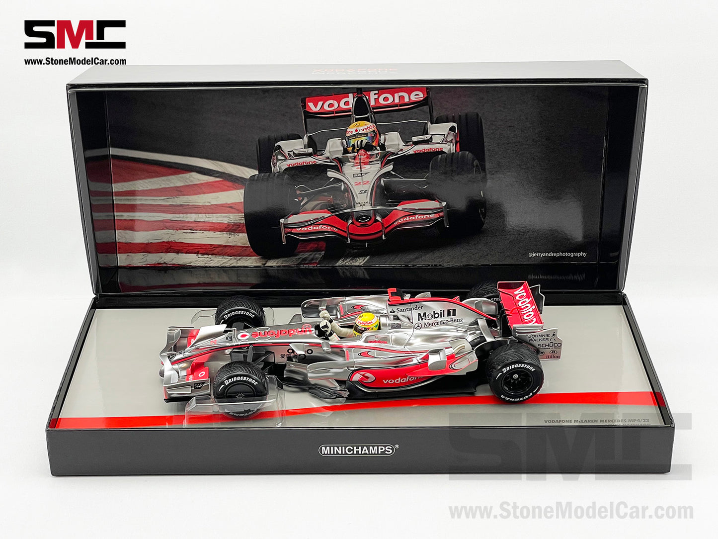 Mclaren Mercedes F1 MP4/23 #22 Lewis Hamilton Brazil GP 2008 World Champion 1:18 MINICHAMPS Gift Box