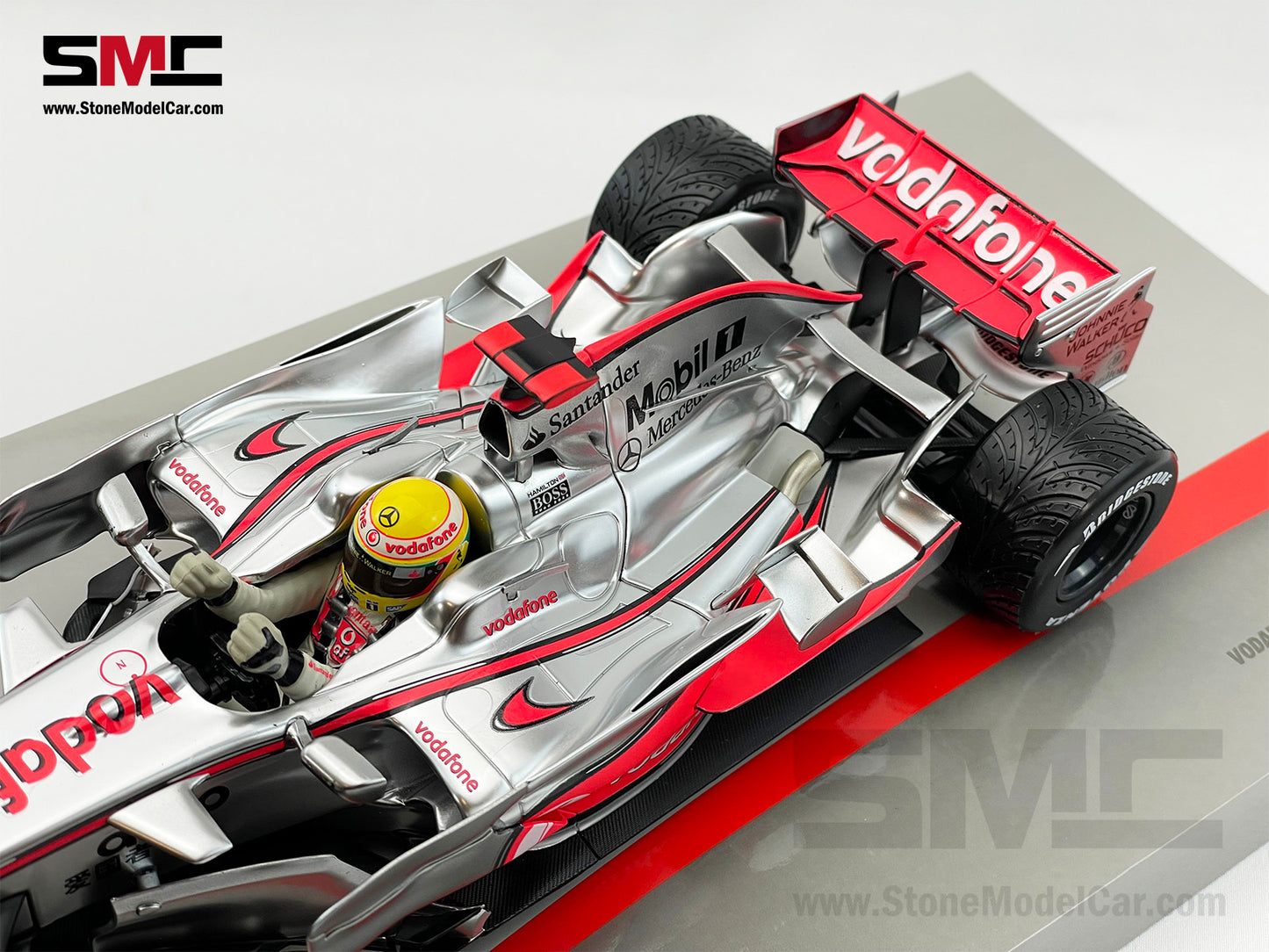 Mclaren Mercedes F1 MP4/23 #22 Lewis Hamilton Brazil GP 2008 World Champion 1:18 MINICHAMPS Gift Box