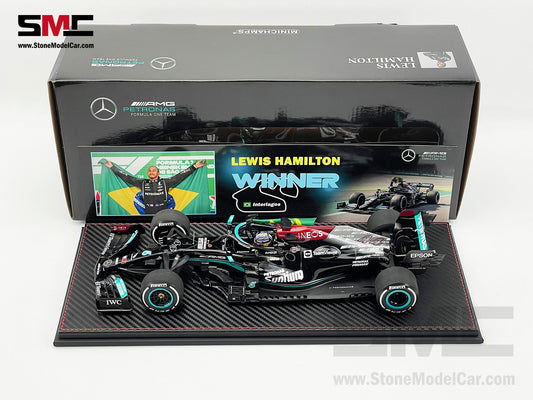 Mercedes AMG F1 W12 #44 Lewis Hamilton Brazil GP 2021 with Flag 1:18 Minichamps + Display Case