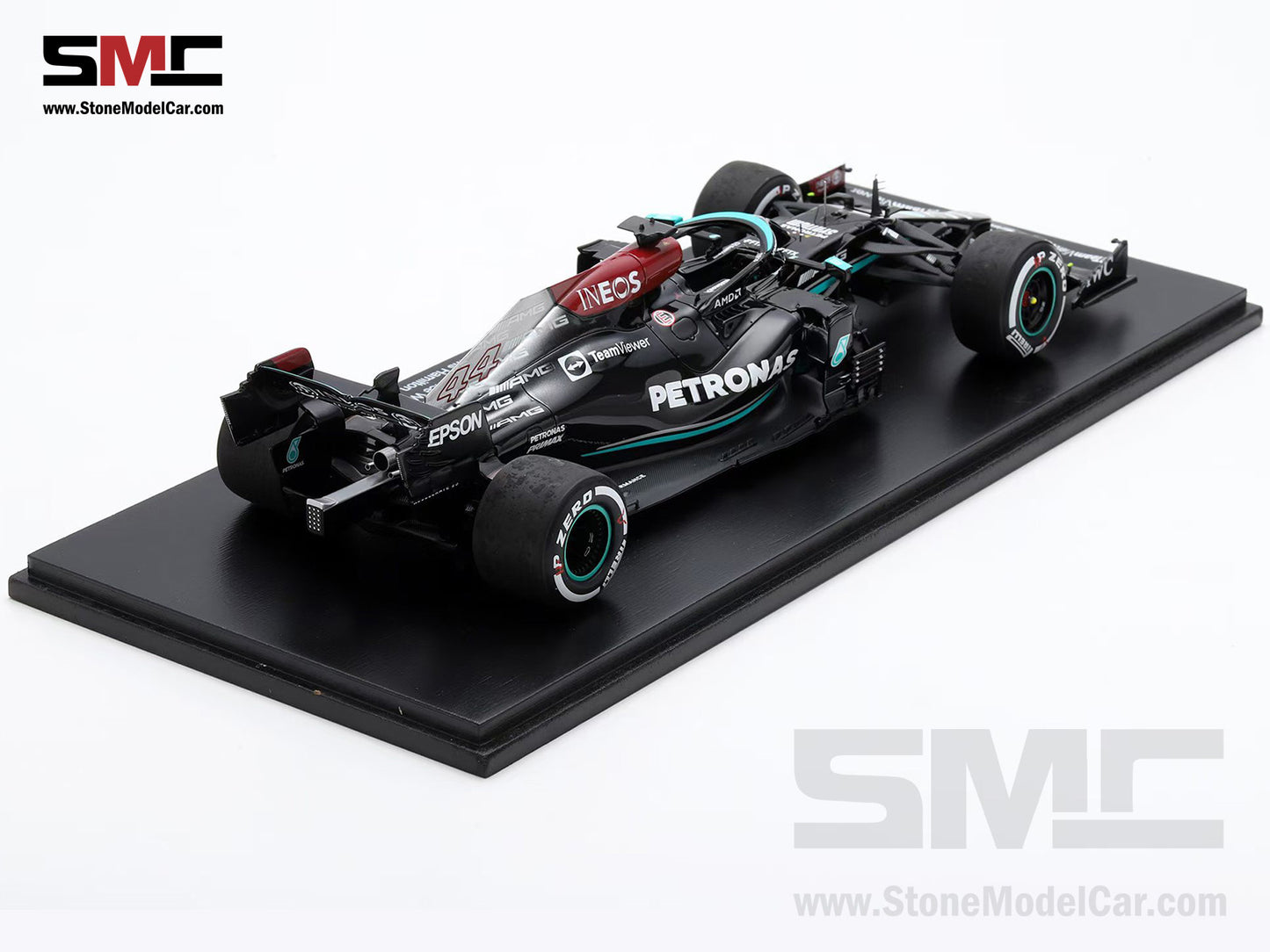[Pre-Order] Mercedes AMG F1 W12 #44 Lewis Hamilton Saudi Arabian GP 2021 Winner 1:18 Spark Figure Edition