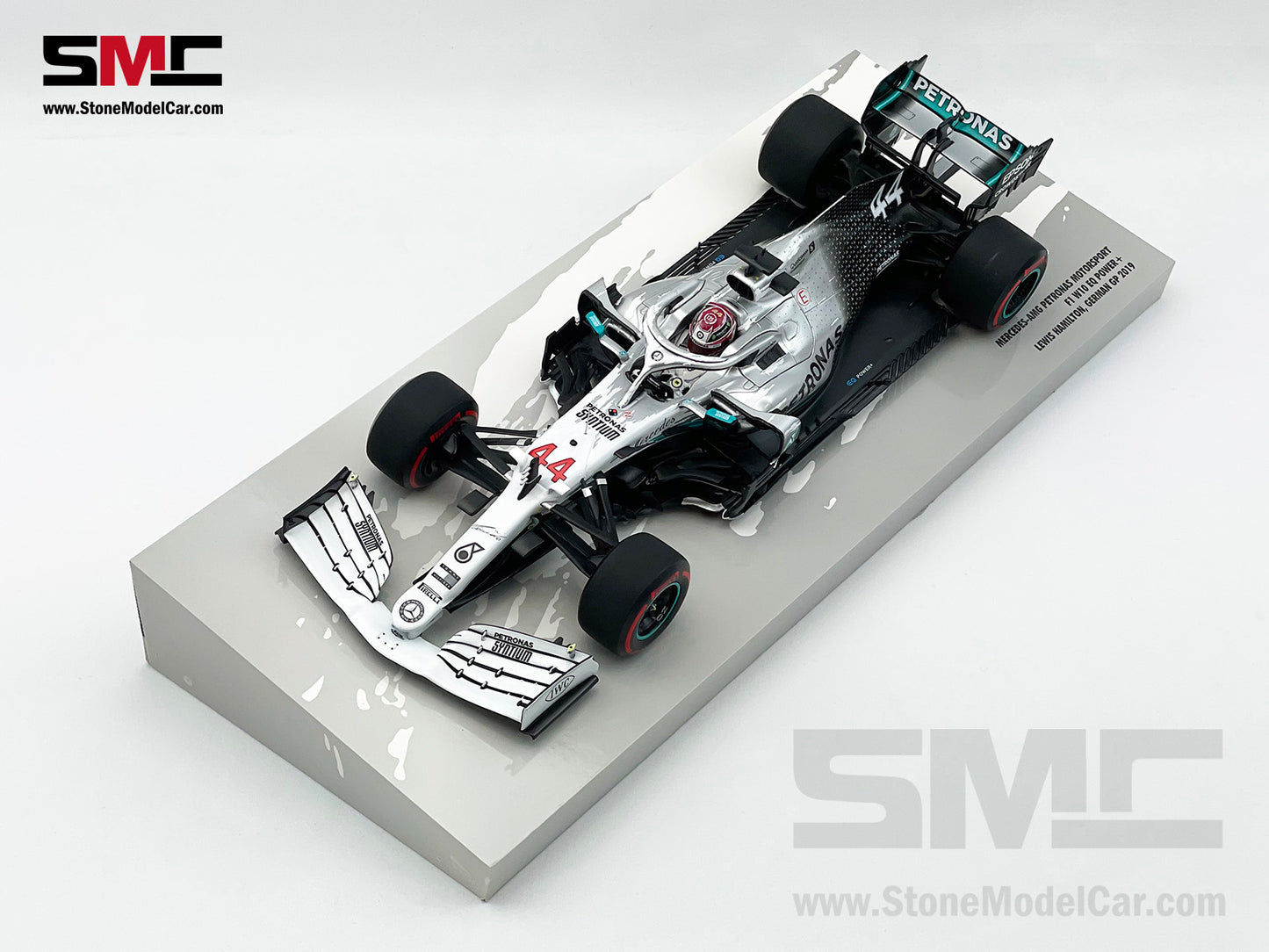 2019 World Champion Mercedes AMG F1 W10 #44 Lewis Hamilton German GP 1:18 Gift Box MINICHAMPS