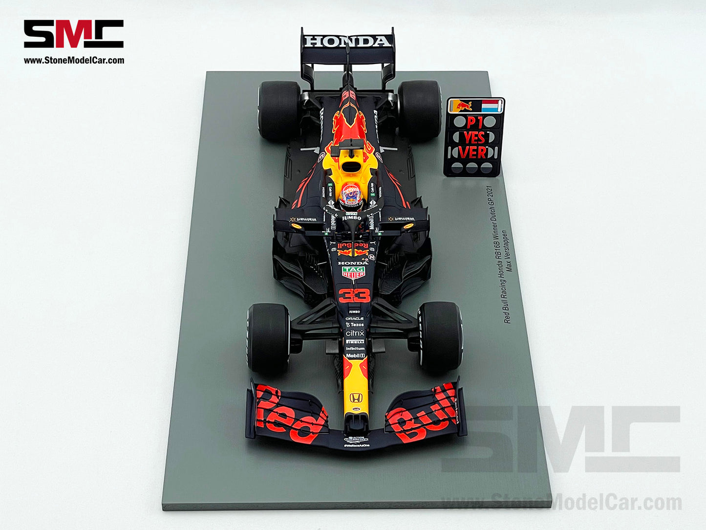 2021 Spark 1:18 Red Bull F1 RB16B #33 Max Verstappen Dutch GP World Champion