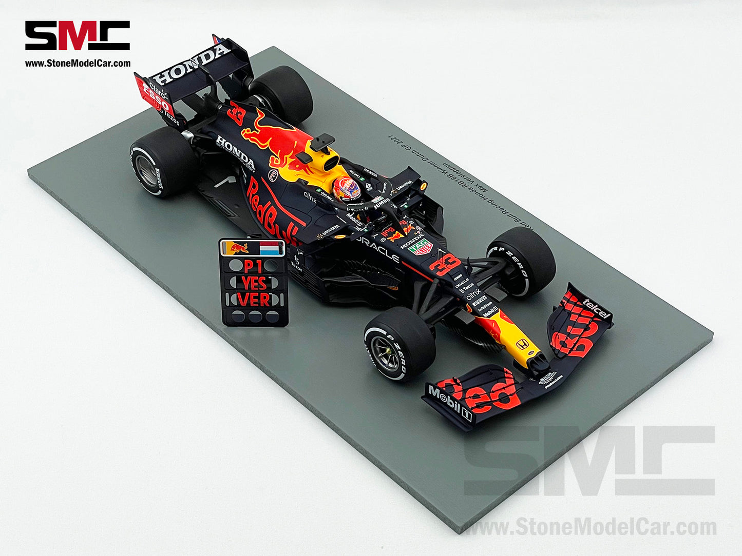 2021 Spark 1:18 Red Bull F1 RB16B #33 Max Verstappen Dutch GP World Champion