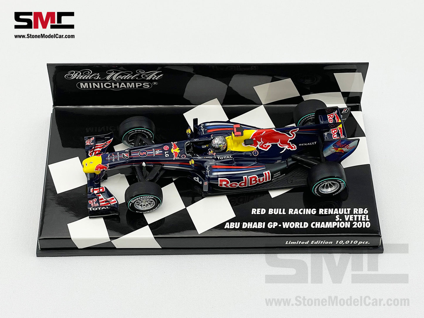 Red Bull F1 RB6 #5 Sebastian Vettel Abu Dhabi GP 2010 1st World Champion 1:43 MINICHAMPS