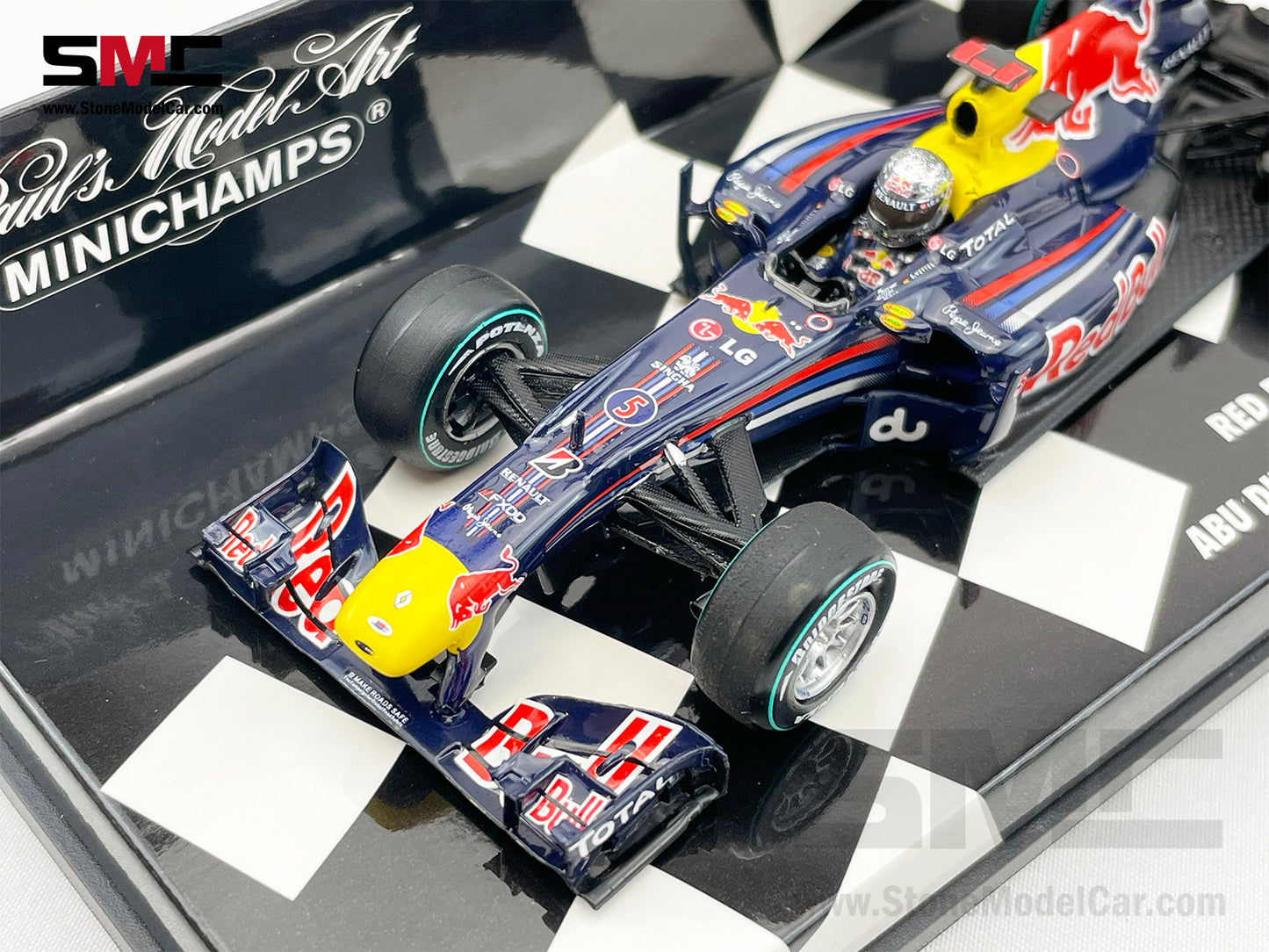 Red Bull F1 RB6 #5 Sebastian Vettel Abu Dhabi GP 2010 1st World Champion 1:43 MINICHAMPS