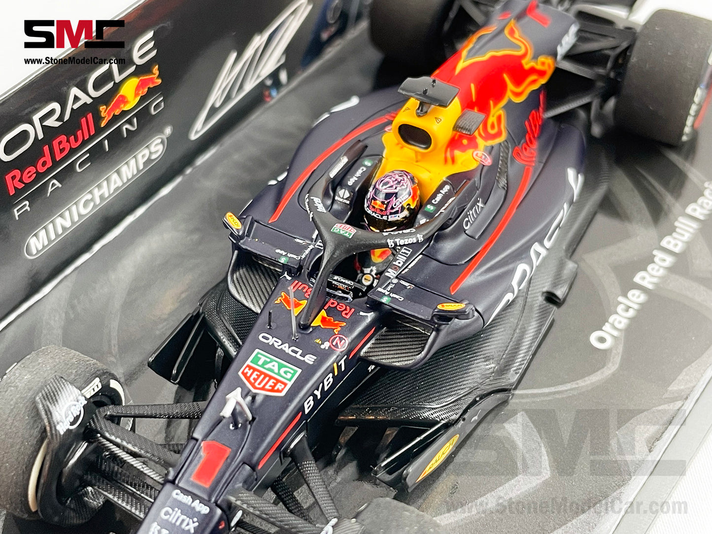 Red Bull F1 RB18 #1 Max Verstappen USA Miami 2022 World Champion 1:43 MINICHAMPS