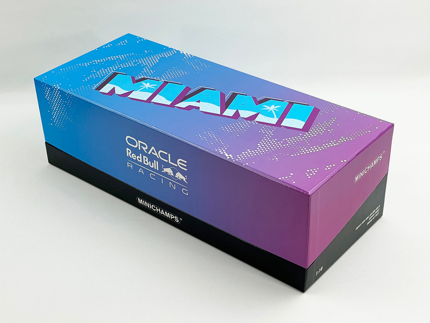 Red Bull F1 RB18 #11 Sergio Perez US Miami GP 2022 MINICHAMPS 1:18 Limited 111