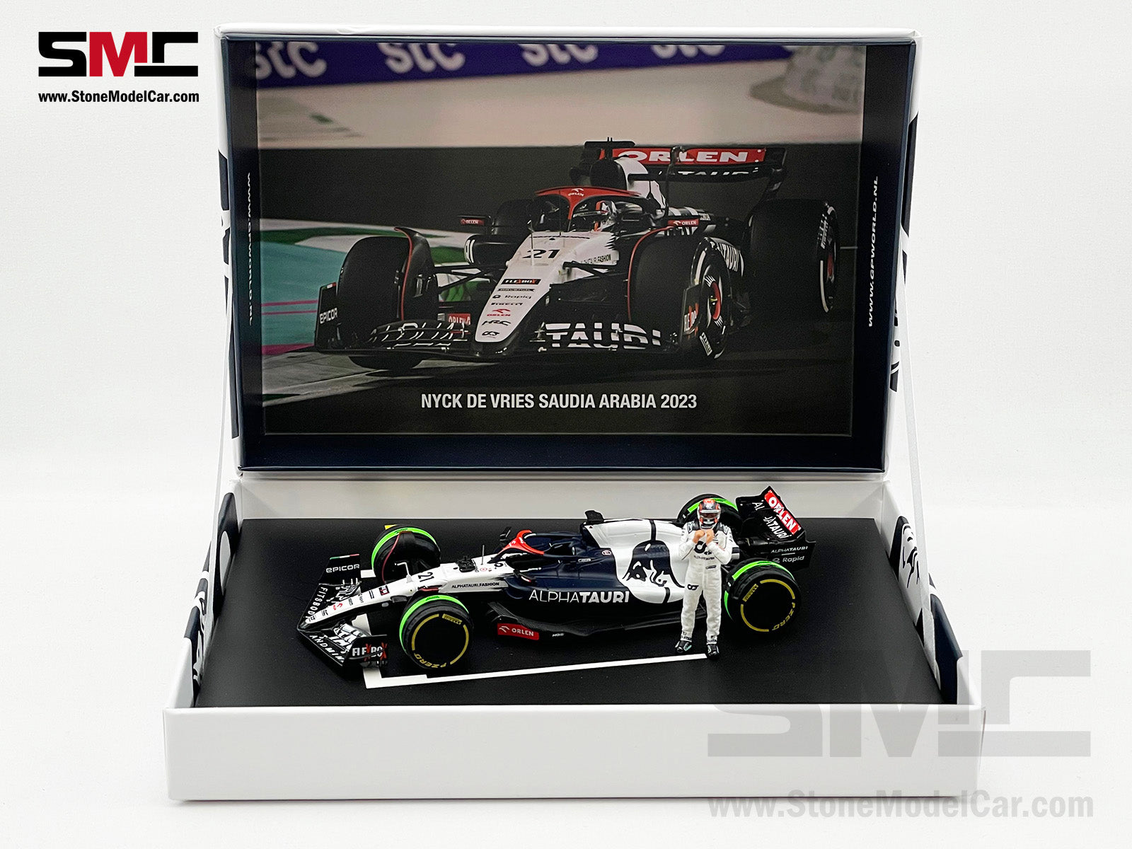 Spark ALPHA TAURI F1 AT04 SEASON 2023 DE VRIES #21 with Showcase 1/18 Scale New Spark ALPHA TAURI F1 AT04 SEASON 2023 DE VRIES #21 with Showcase 1/18 Scale New