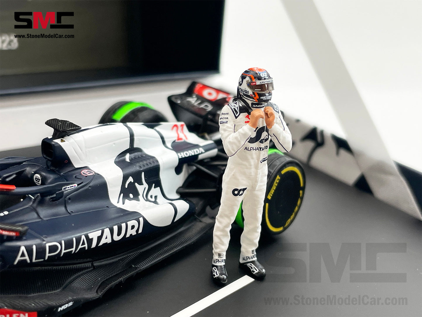 Alpha Tauri F1 AT04 #21 Nyck de Vries Saudi Arabia GP 2023 Spark 1:43 Special Figure