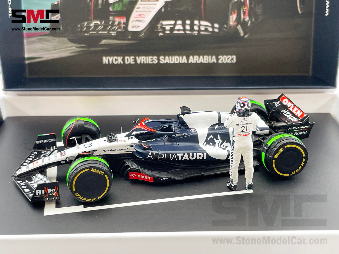 Alpha Tauri F1 AT04 #21 Nyck de Vries Saudi Arabia GP 2023 Spark 1:43 Special Figure