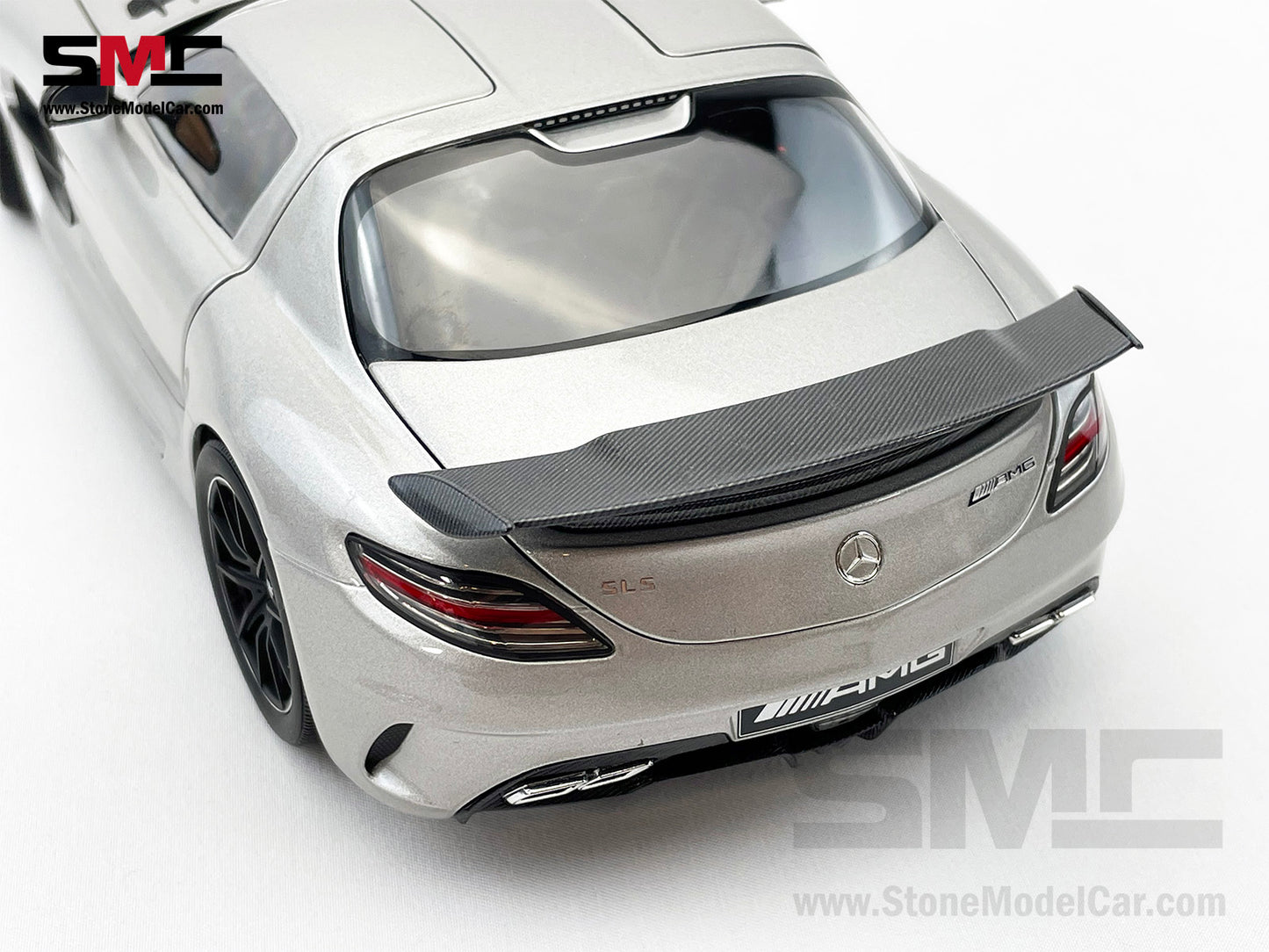 Mercedes Benz SLS AMG BLACK Series Alubeam Silver Full Open Diecast 1:18 Minichamps LE 300
