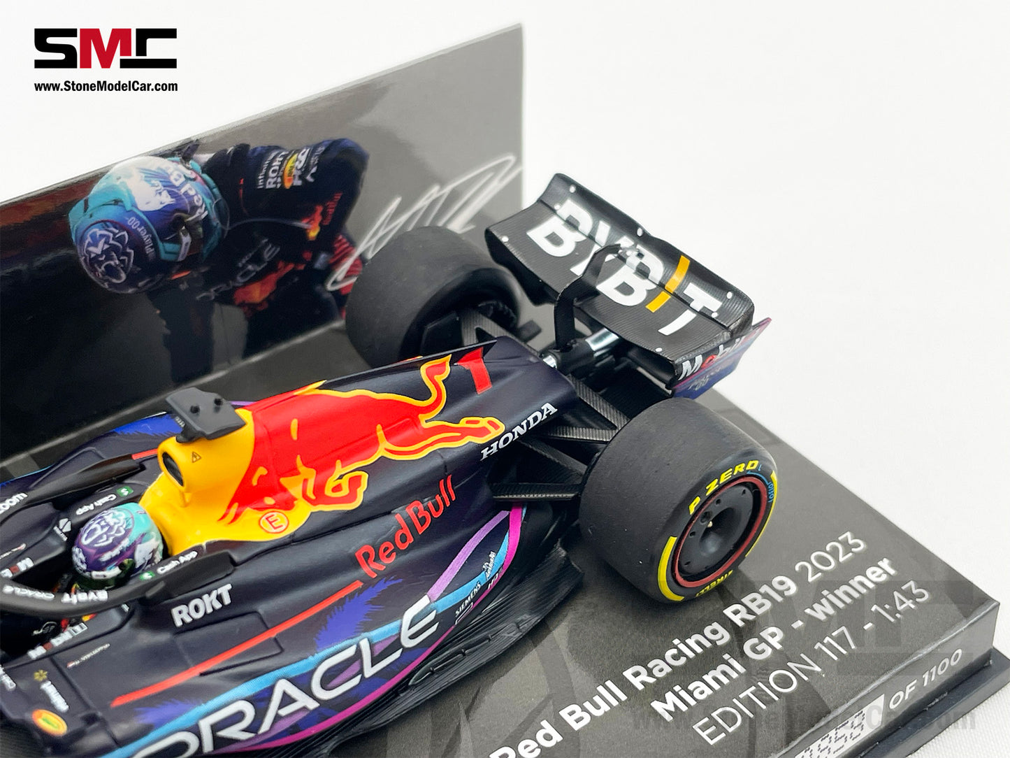 Red Bull F1 RB19 #1 Max Verstappen Winner US Miami GP 2023 World Champion 1:43 MINICHAMPS