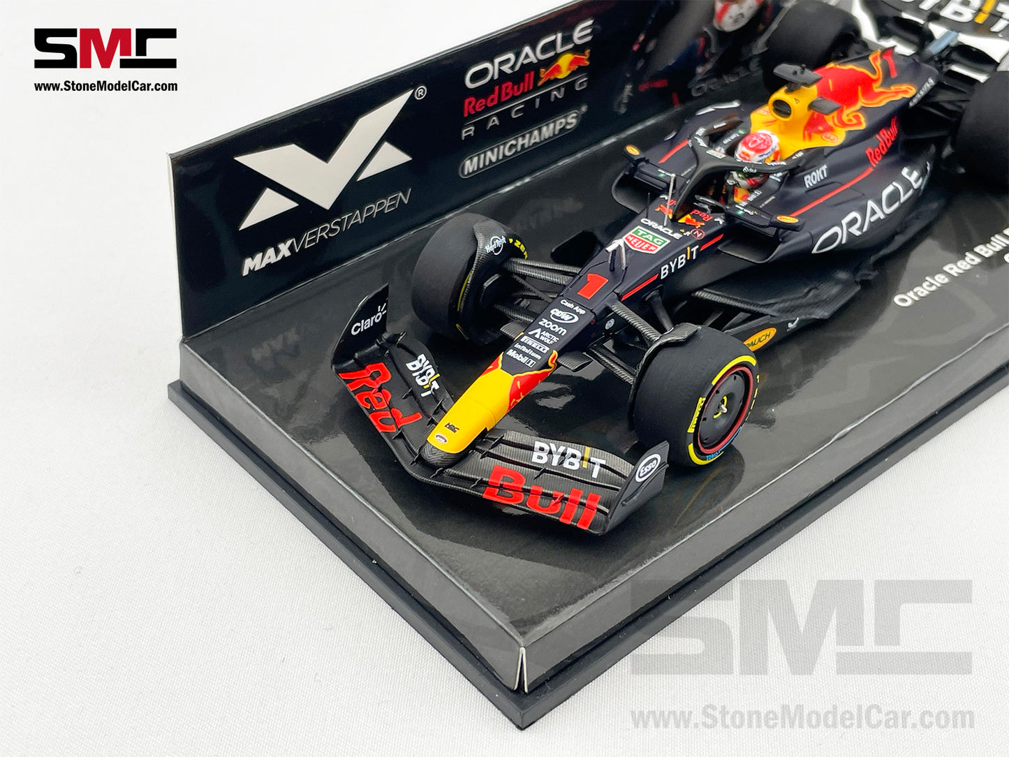 Red Bull F1 RB19 #1 Max Verstappen Canadian GP 2023 World Champion 1:43 MINICHAMPS