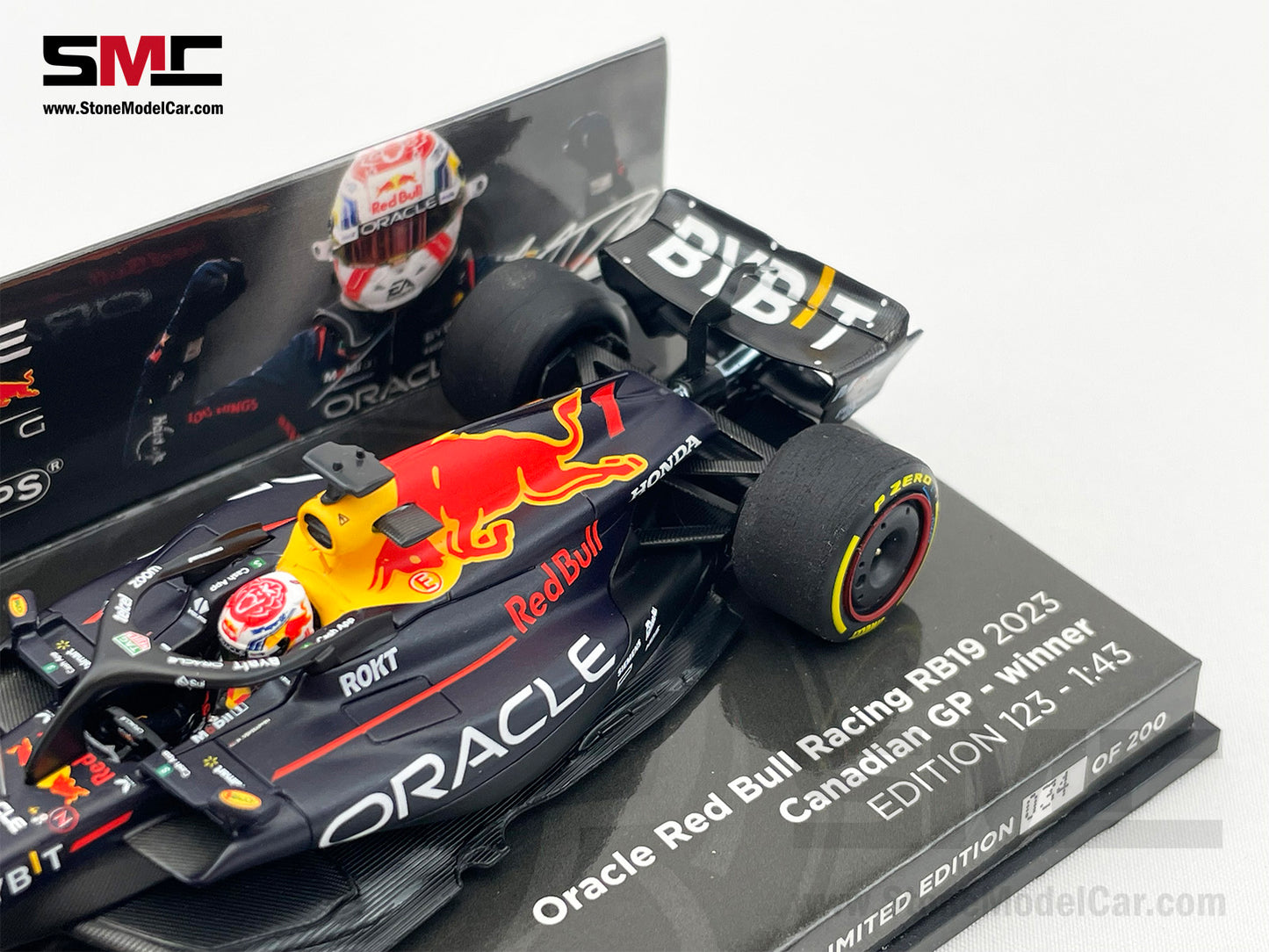 Red Bull F1 RB19 #1 Max Verstappen Canadian GP 2023 World Champion 1:43 MINICHAMPS