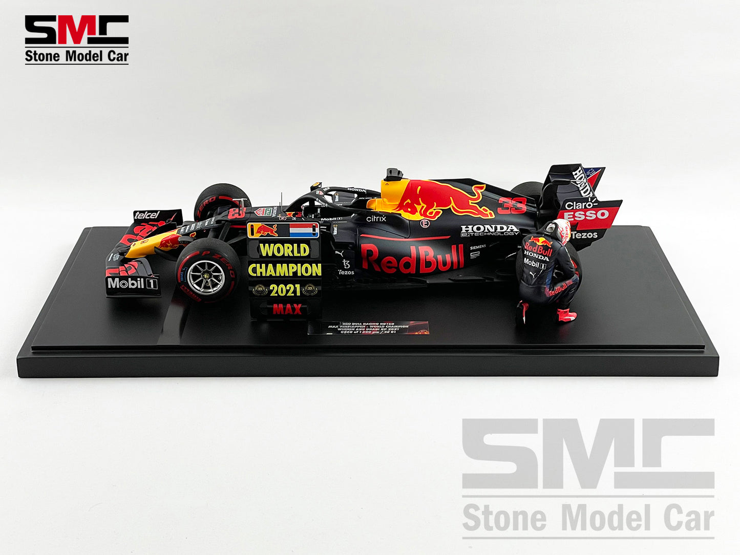 #33 Max Verstappen 2021 World Champion Red Bull F1 RB16B Abu Dhabi GP 1:12 MINICHAMPS with Figure