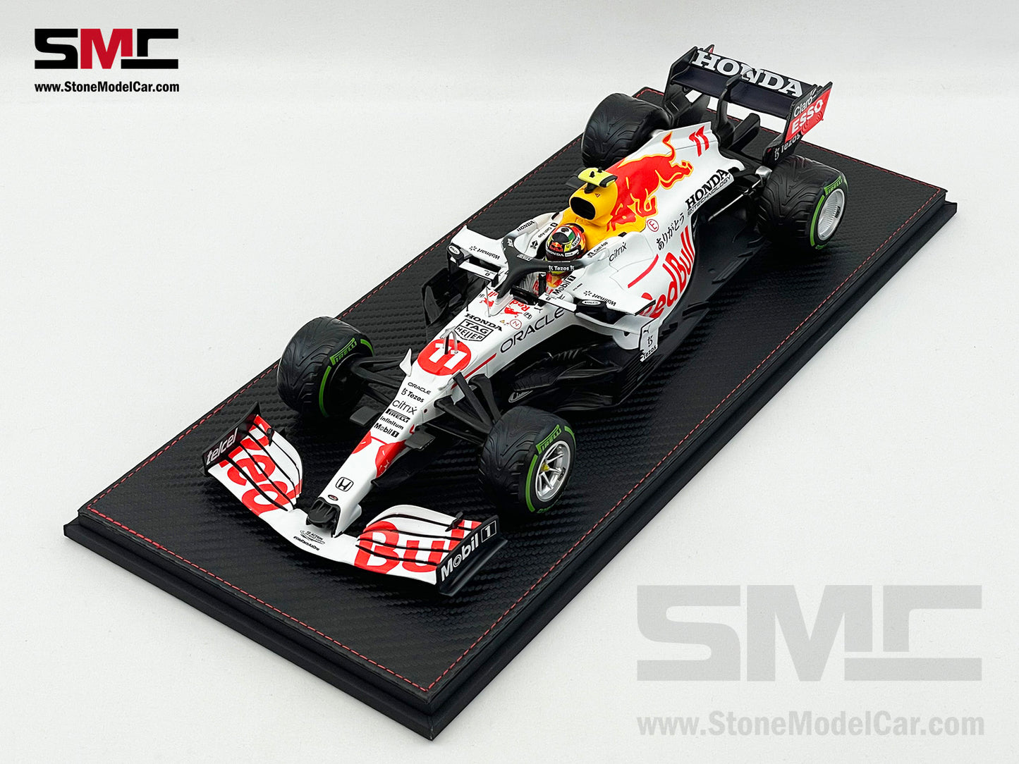 Red Bull F1 RB16B #11 Sergio Perez Turkish 2021 Special Livery 1:18 Minichamps with Case