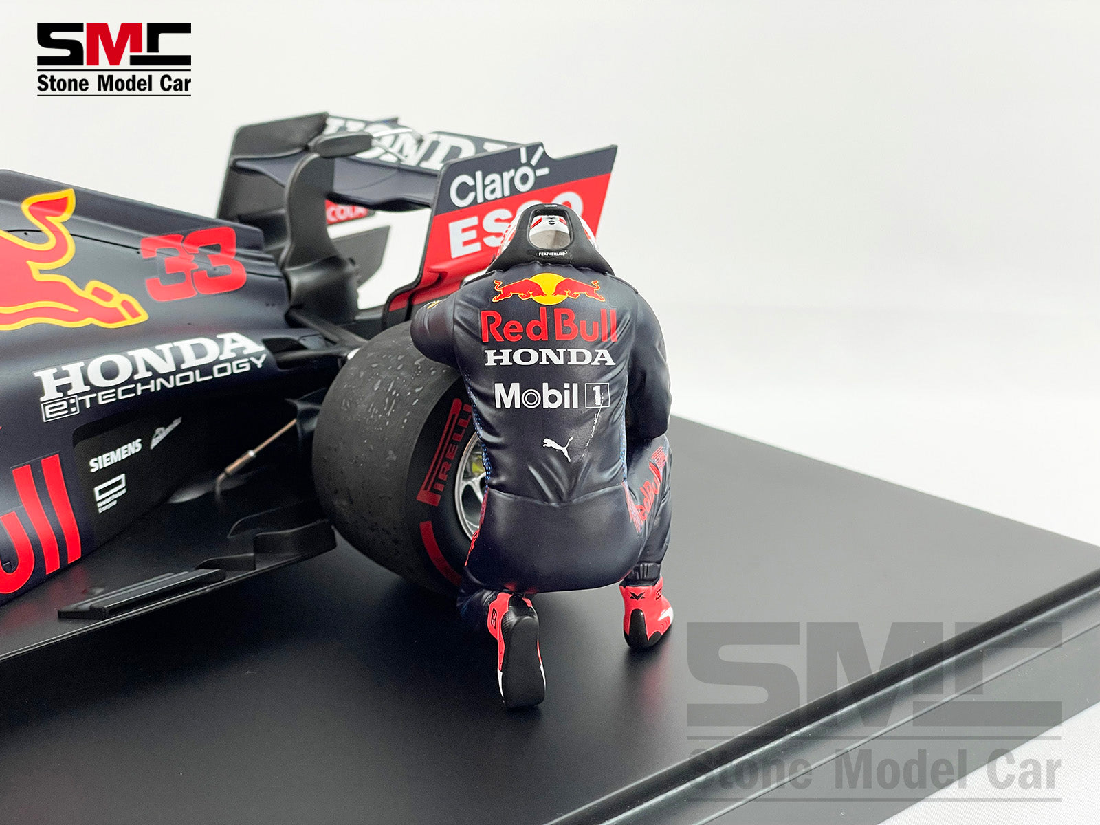 My Models - RedBull F1 - Verstappen - Abu Dhabi 2021 - Minichamps 1/18