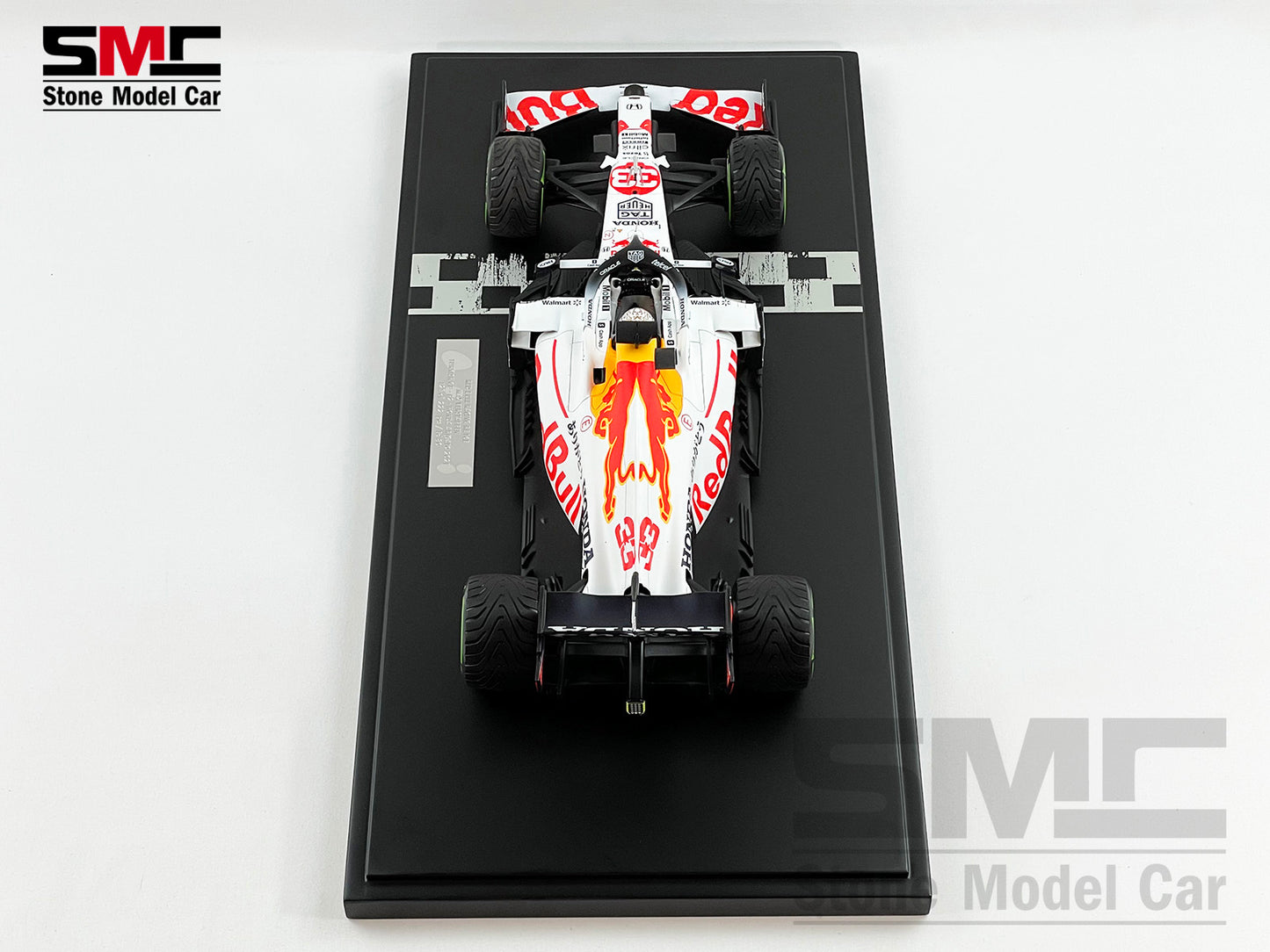 2021 F1 World Champion #33 Max Verstappen Red Bull RB16B Turkish GP Special Livery 1:12 MINICHAMPS