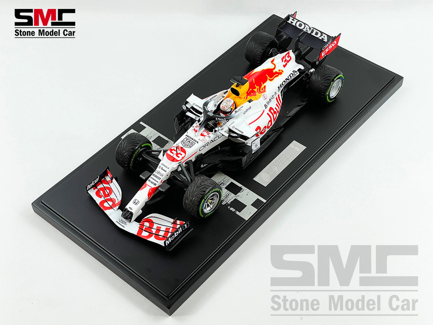 2021 F1 World Champion #33 Max Verstappen Red Bull RB16B Turkish GP Special Livery 1:12 MINICHAMPS