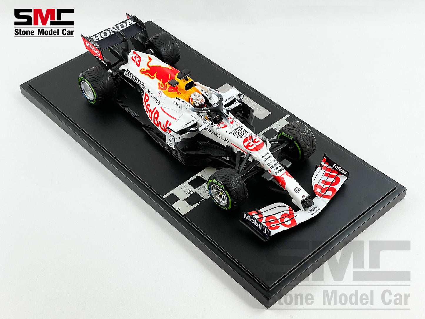2021 F1 World Champion #33 Max Verstappen Red Bull RB16B Turkish GP Special Livery 1:12 MINICHAMPS