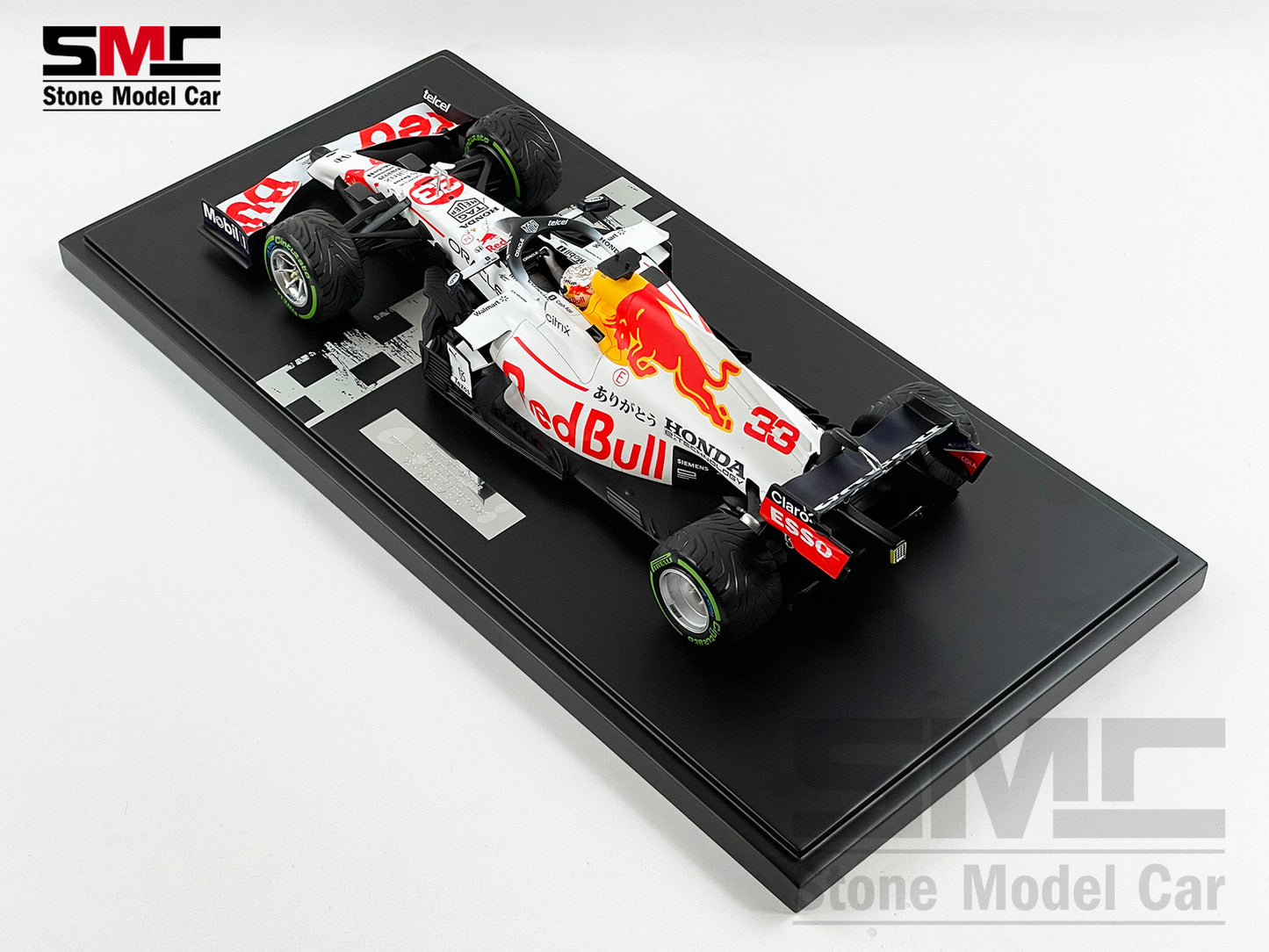 2021 F1 World Champion #33 Max Verstappen Red Bull RB16B Turkish GP Special Livery 1:12 MINICHAMPS
