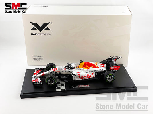 2021 F1 World Champion #33 Max Verstappen Red Bull RB16B Turkish GP Special Livery 1:12 MINICHAMPS