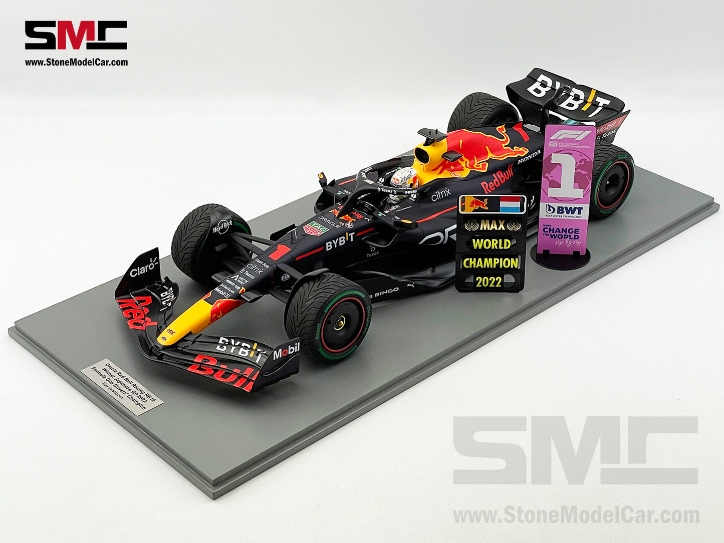 Spark 1:12 F1 Red Bull RB18 #1 Max Verstappen Japan GP 2022 World Champion 12S034