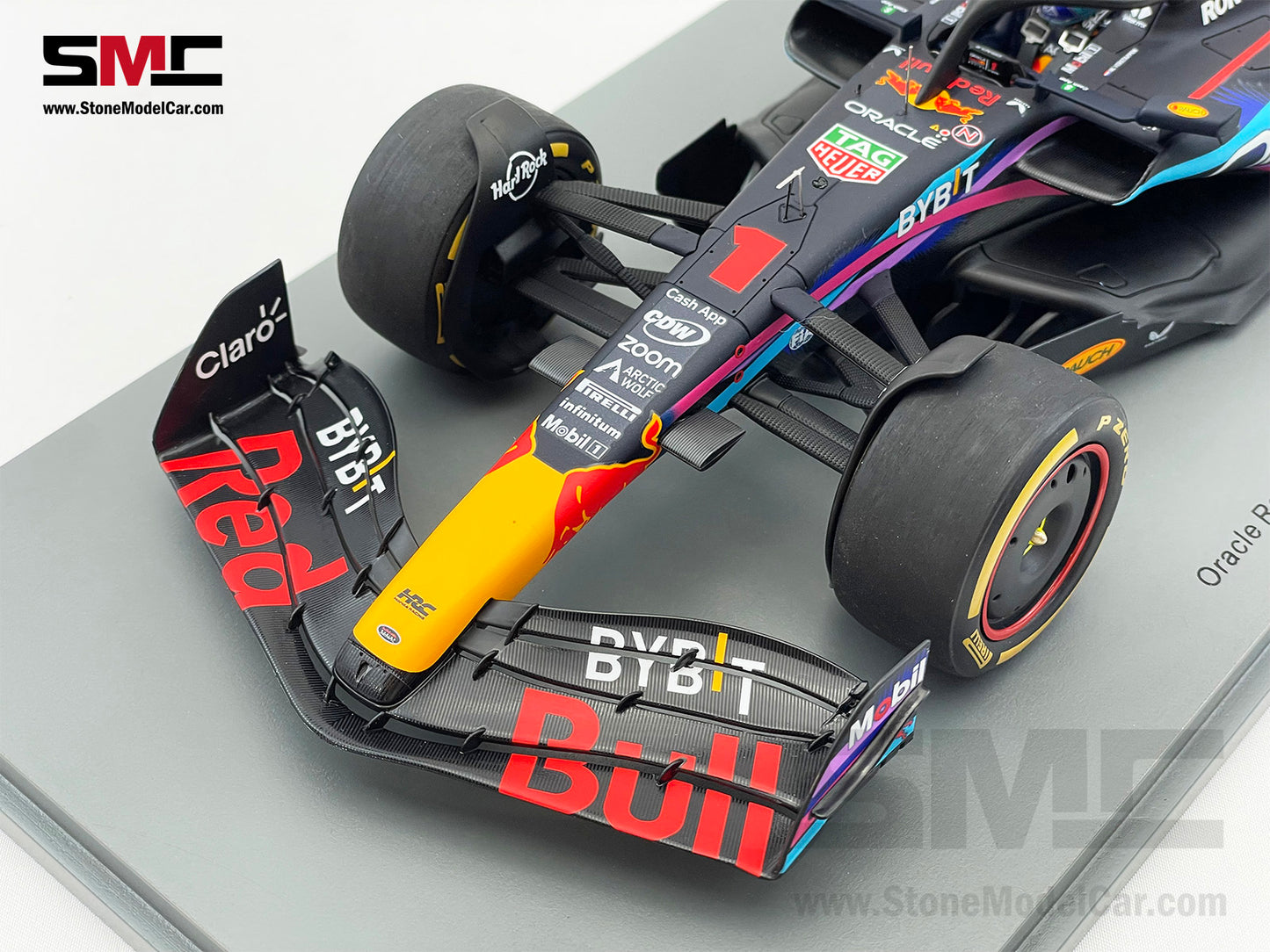 Red Bull F1 RB19 #1 Max Verstappen Winner US Miami GP 2023 World Champion Spark 1:18 18S895